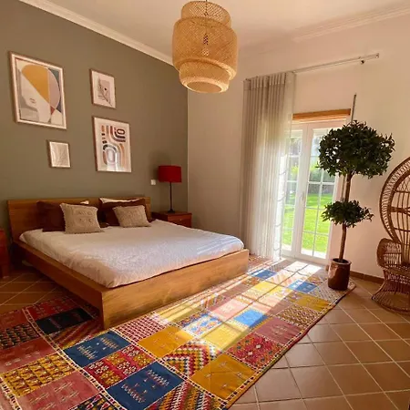 West Nest Del Rey بيت للعطل